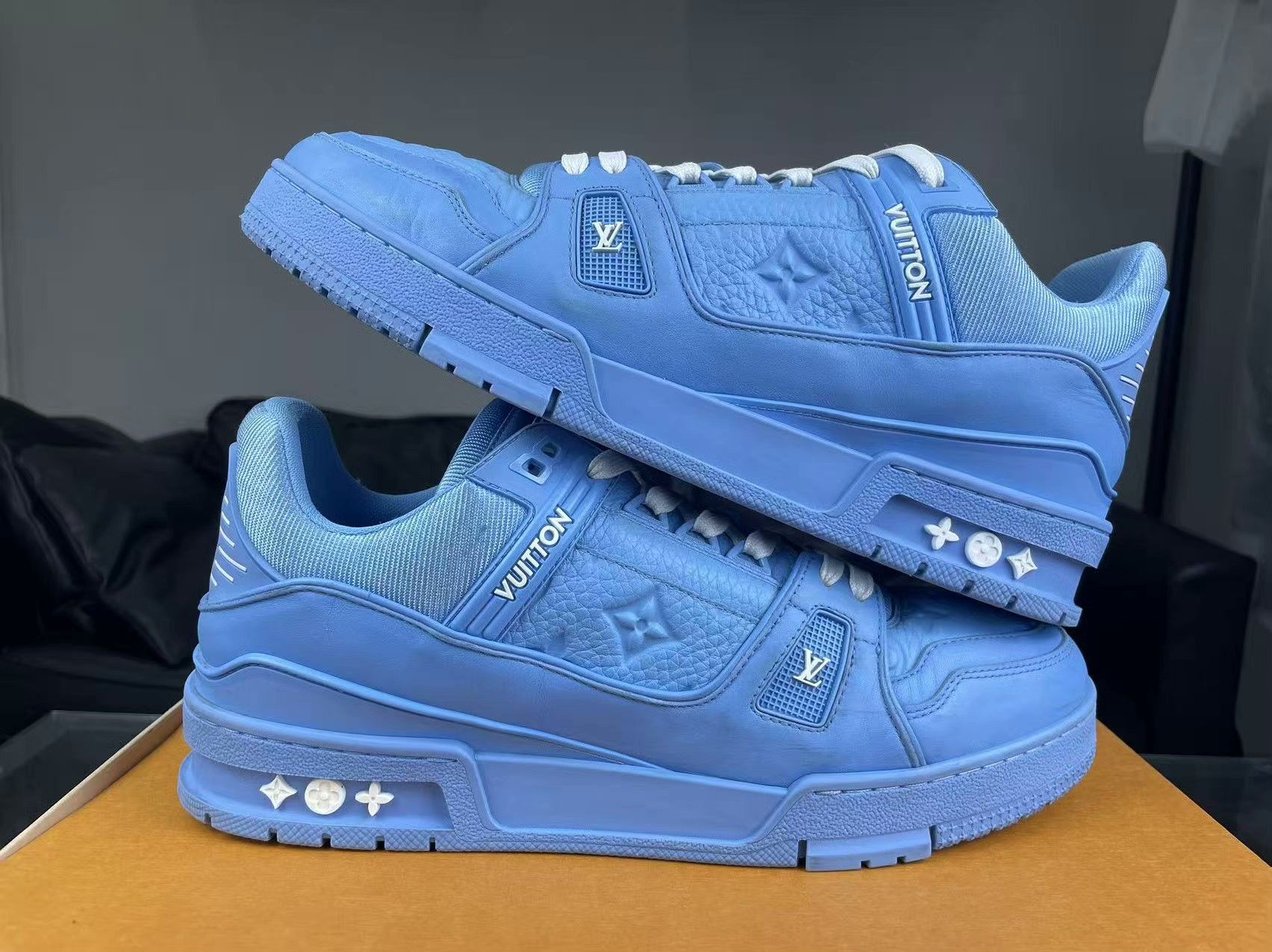 Louis Vuitton Louis Vuitton Training Blue Lowtop Sneakers 9 Men Size US 9 / EU 42 - 6 Thumbnail