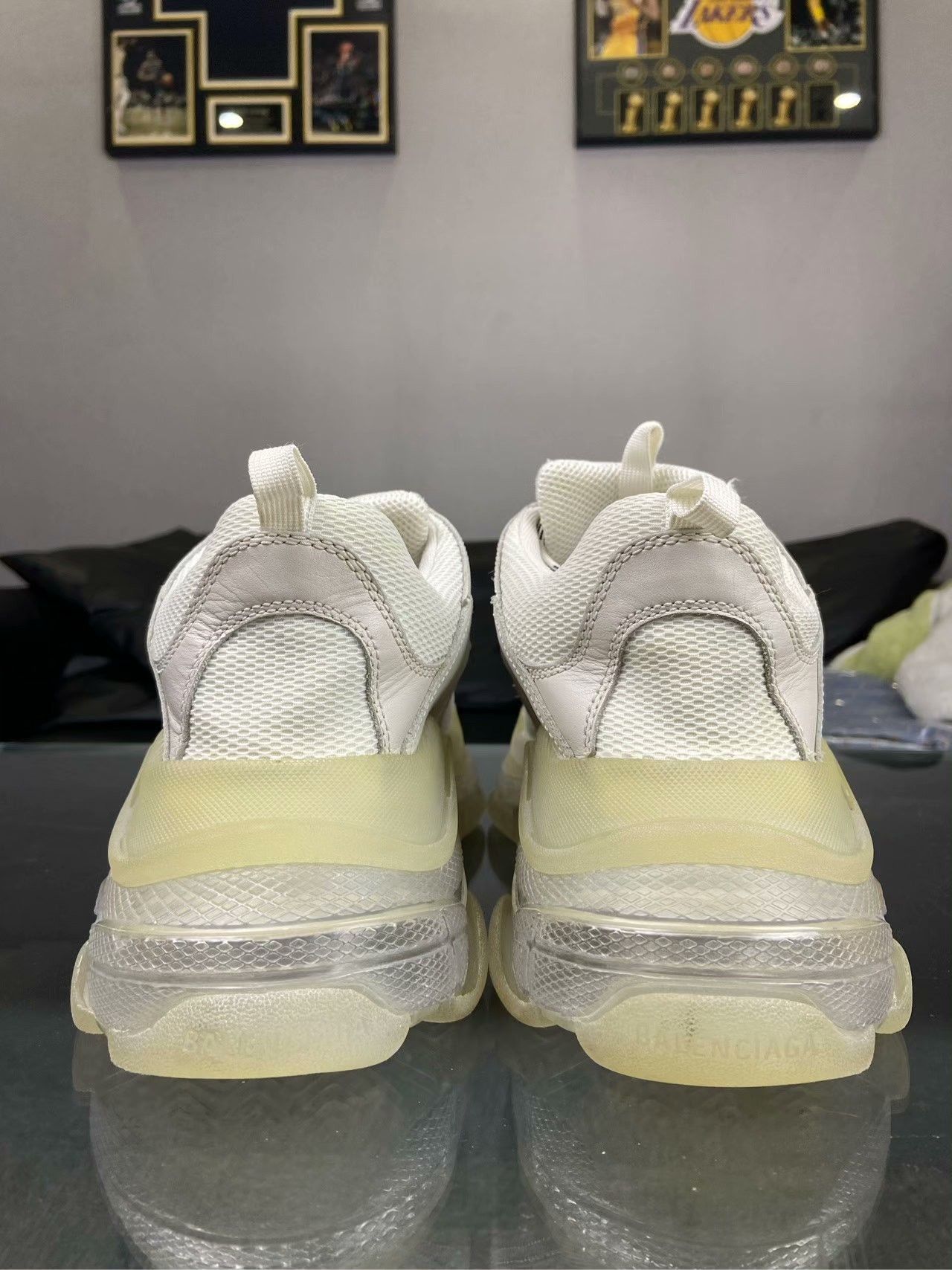 Balenciaga Balenciaga Clear White Lowtop Sneakers 10 Men Size US 10 / EU 43 - 2 Thumbnail