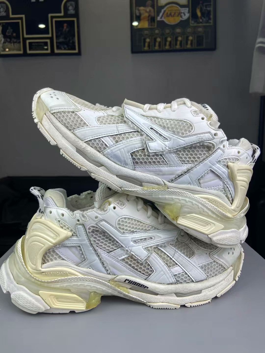Balenciaga Balenciaga Running White Lowtop Sneakers 7.5 Men Size US 7.5 / EU 40-41 - 7 Thumbnail
