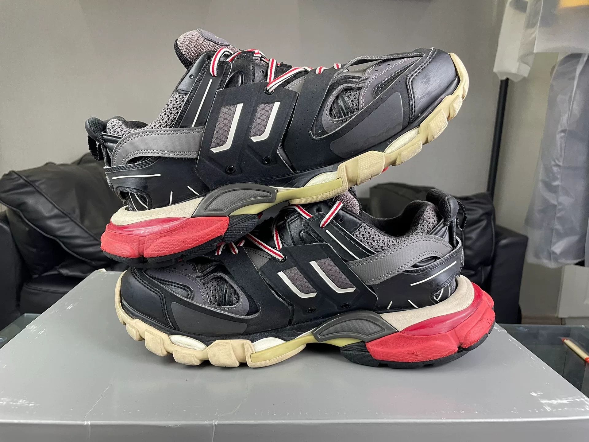 Balenciaga Balenciaga Black Lowtop Sneakers 8.5 Men Size US 8.5 / EU 41-42 - 6 Thumbnail