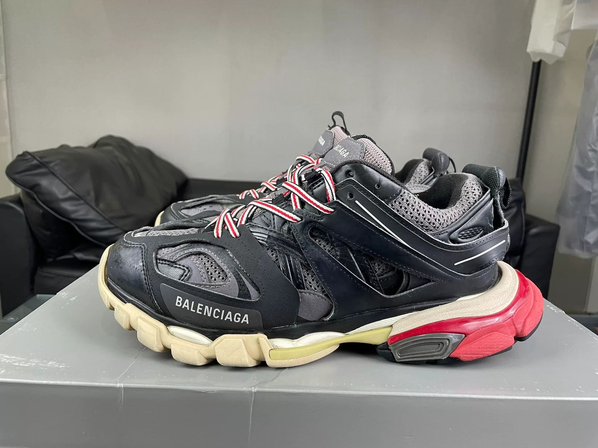 Balenciaga Balenciaga Black Lowtop Sneakers 8.5 Men Size US 8.5 / EU 41-42 - 3 Thumbnail