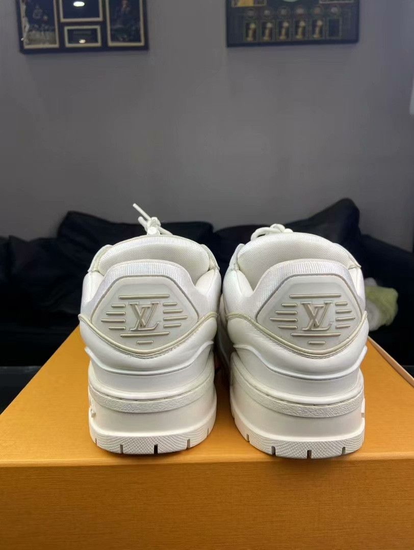 Louis Vuitton Louis Vuitton Training White Lowtop Sneakers 8.5 Men Size US 8.5 / EU 41-42 - 4 Thumbnail