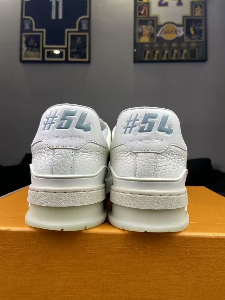 Louis Vuitton Louis Vuitton Training White Lowtop Sneakers 10 Men Size US 10 / EU 43 - 4 Thumbnail