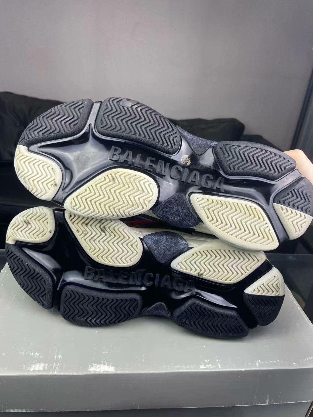 Balenciaga Balenciaga Patchwork Multi Lowtop Sneakers 10 Men Size US 10 / EU 43 - 5 Thumbnail