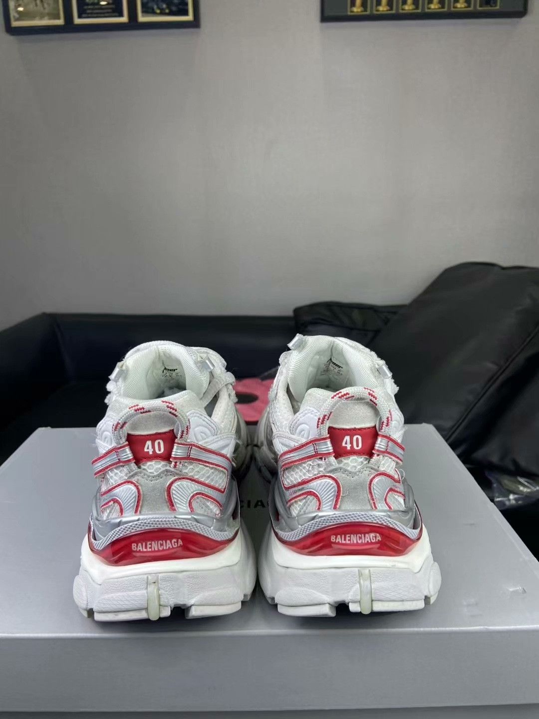 Balenciaga Balenciaga Running Gray Lowtop Sneakers 7.5 Men Size US 7.5 / EU 40-41 - 4 Thumbnail