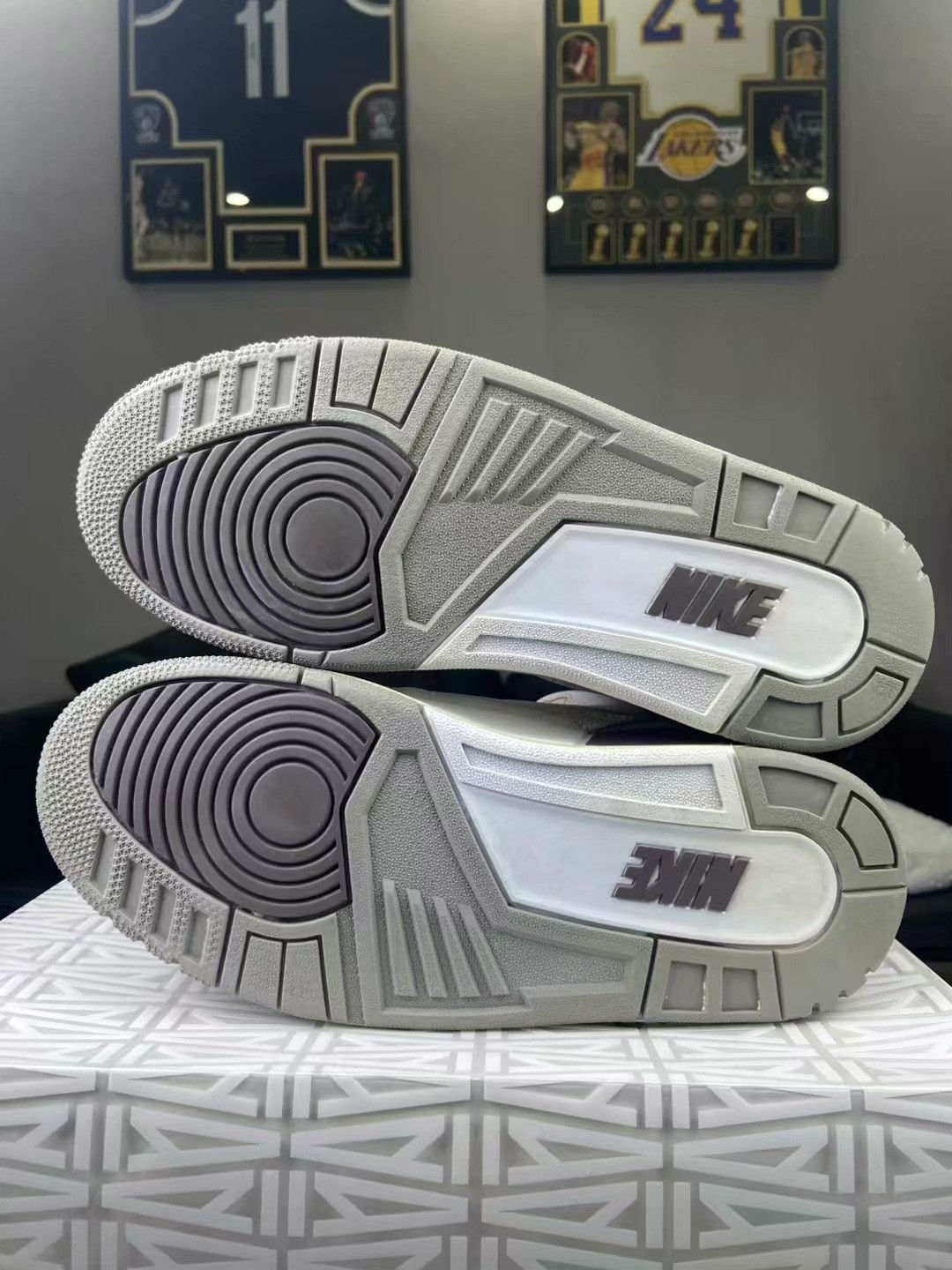 Nike Nike Lowtop Sneakers 9 Men Size US 9 / EU 42 - 5 Thumbnail