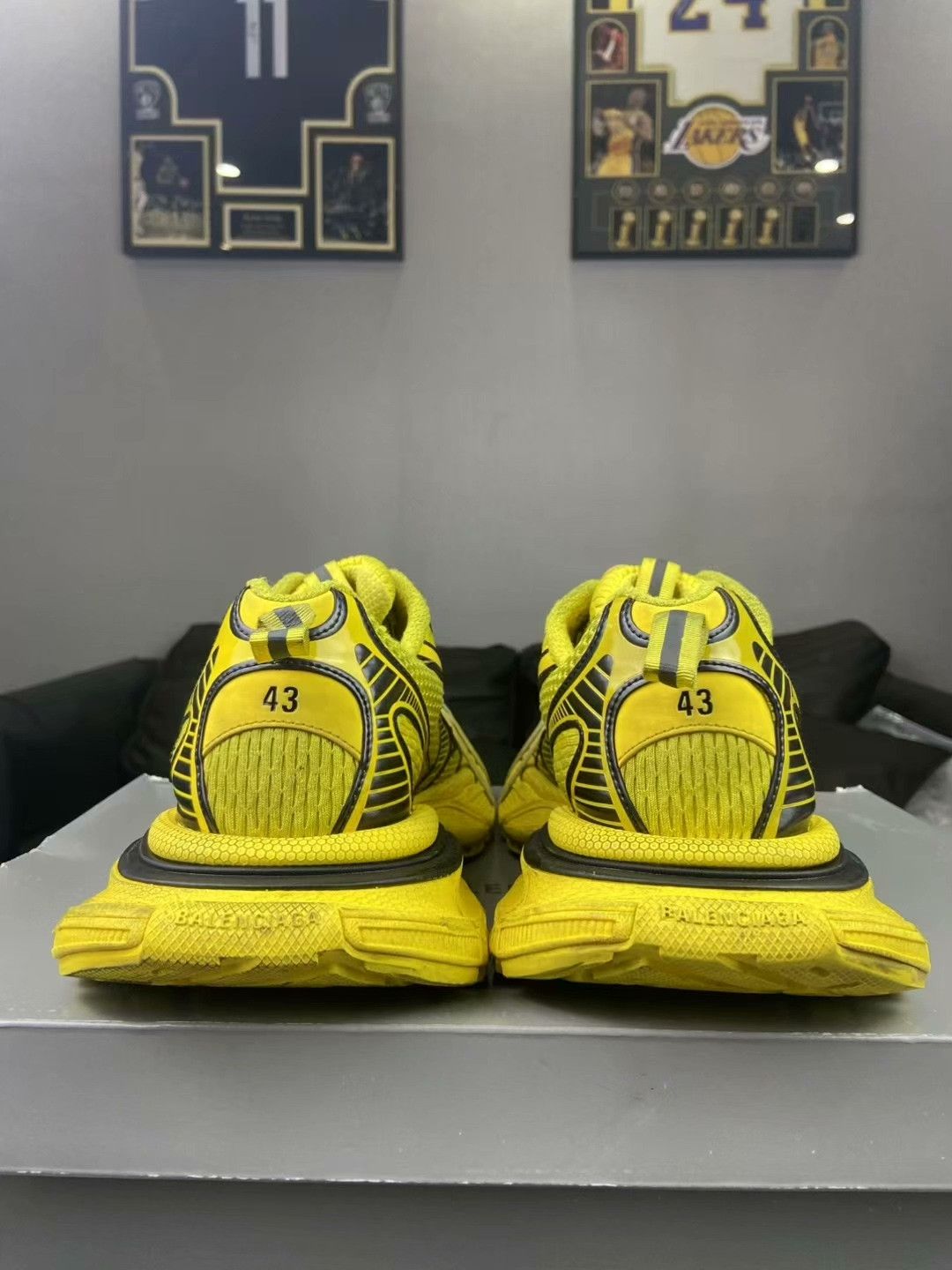 Balenciaga Balenciaga Distressed Yellow Lowtop Sneakers 10 Men Size US 10 / EU 43 - 4 Thumbnail