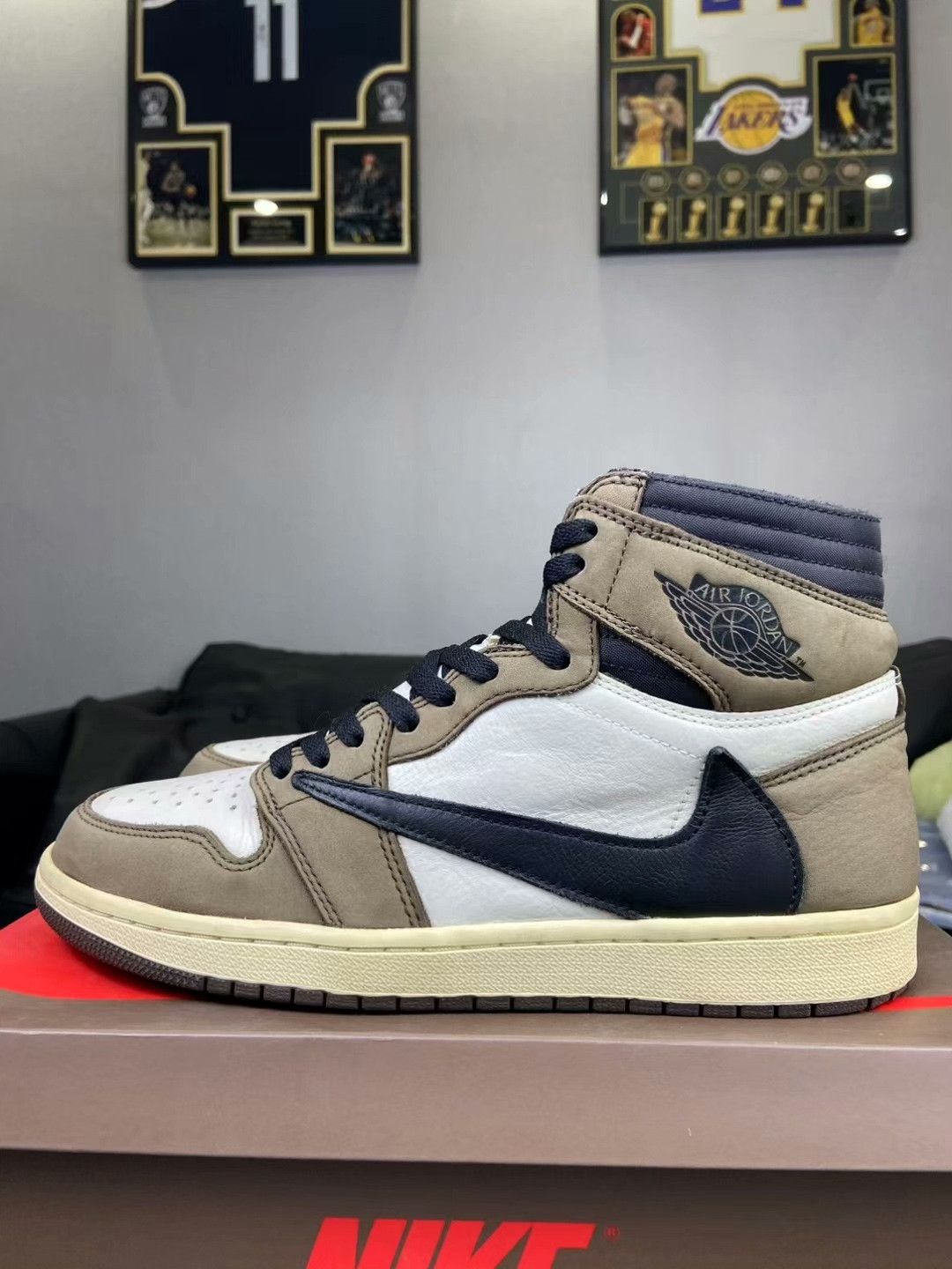 Nike Nike Lowtop Sneakers 10 Men Size US 10 / EU 43 - 3 Thumbnail