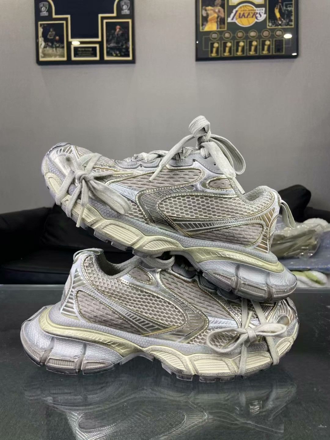Balenciaga Balenciaga Lowtop Sneakers us_8-5 Women Size US 8.5 / IT 38.5 - 7 Thumbnail