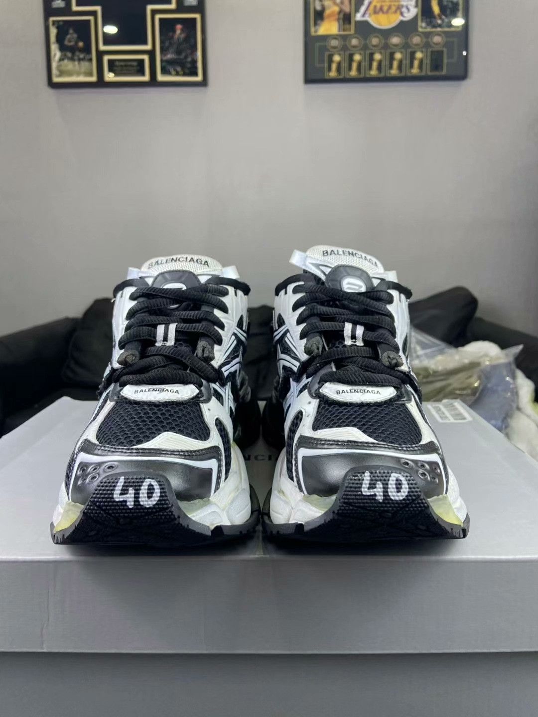 Balenciaga Balenciaga Running Black Lowtop Sneakers 7.5 Men Size US 7.5 / EU 40-41 - 2 Thumbnail