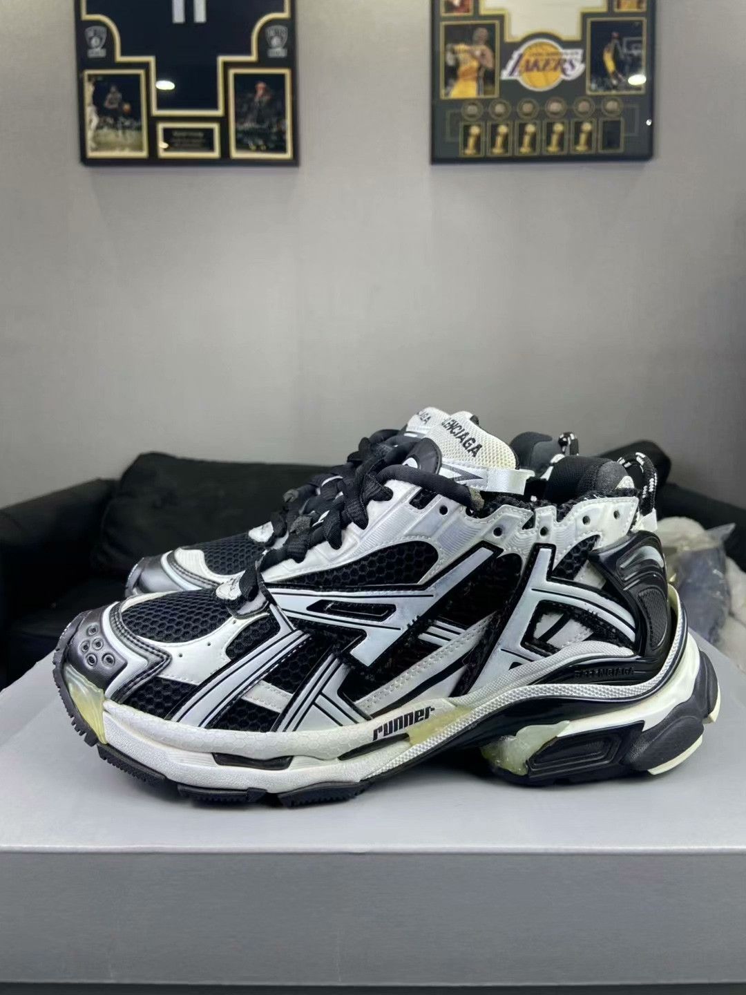 Balenciaga Balenciaga Running Black Lowtop Sneakers 7.5 Men Size US 7.5 / EU 40-41 - 3 Thumbnail