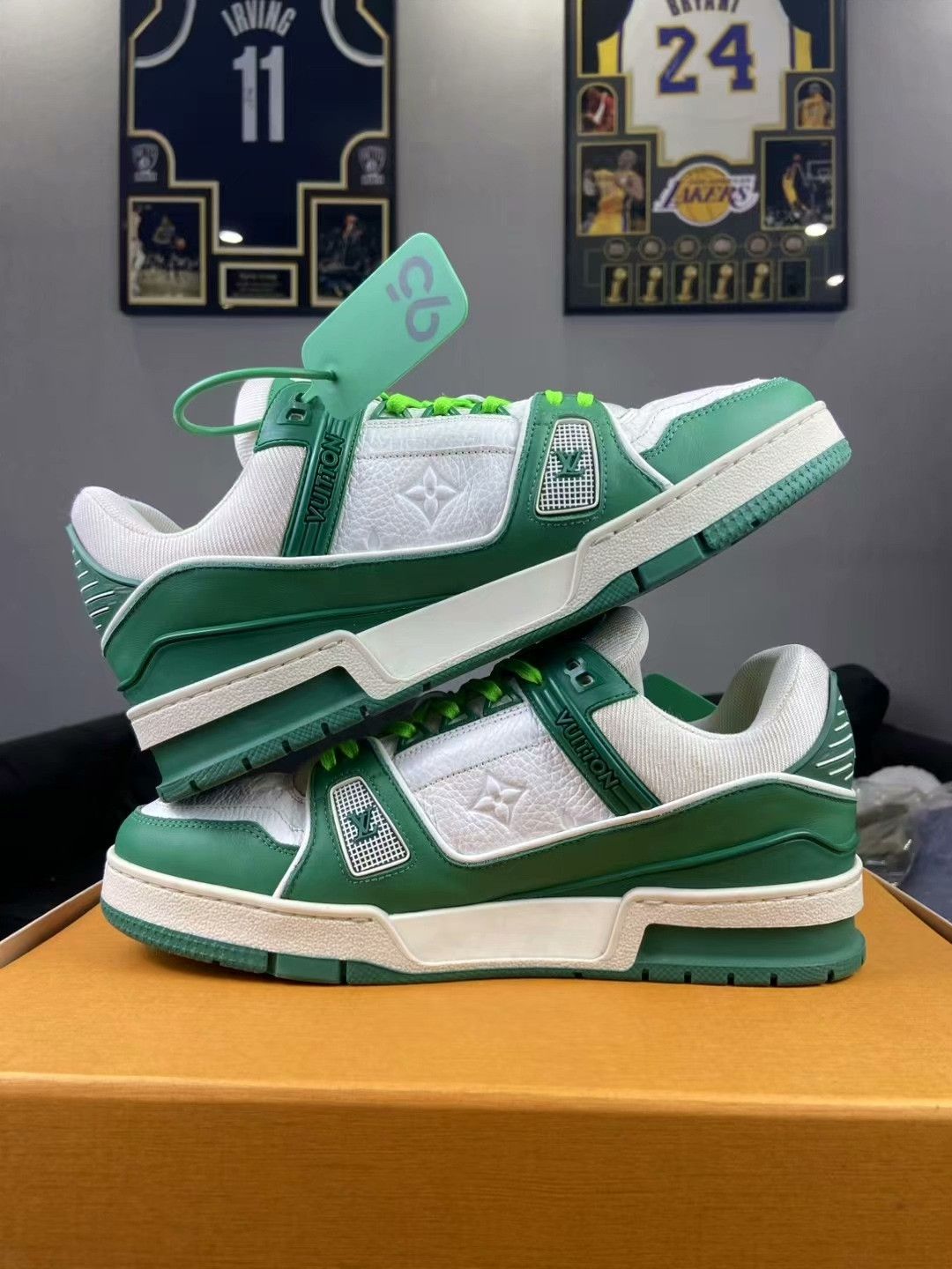 Louis Vuitton Louis Vuitton Training Green Lowtop Sneakers 8 Men Size US 8 / EU 41 - 6 Thumbnail