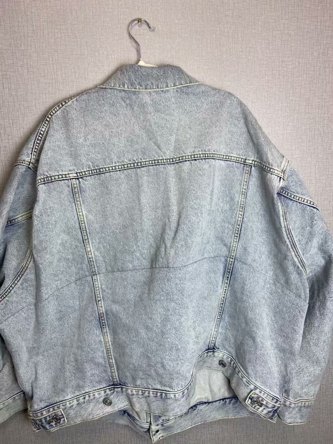 Balenciaga Balenciaga Denim Embroidered Jacket L Women Size L / US 10 / IT 46 - 2 Thumbnail