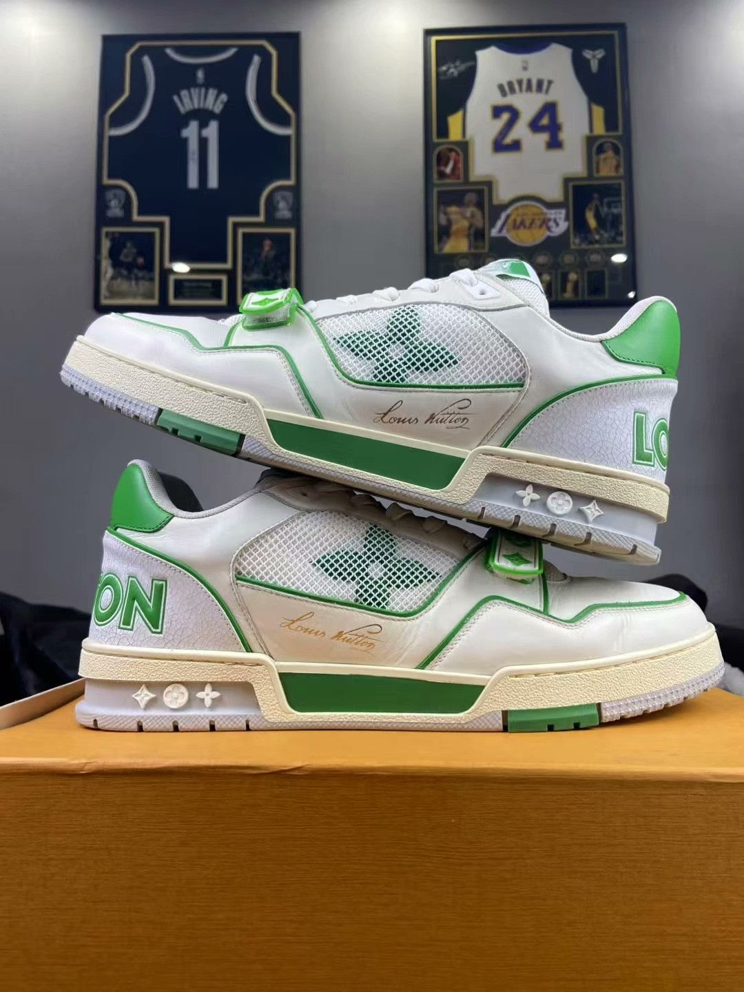 Nike Nike Training Green Lowtop Sneakers 10.5 Men Size US 10.5 / EU 43-44 - 7 Thumbnail