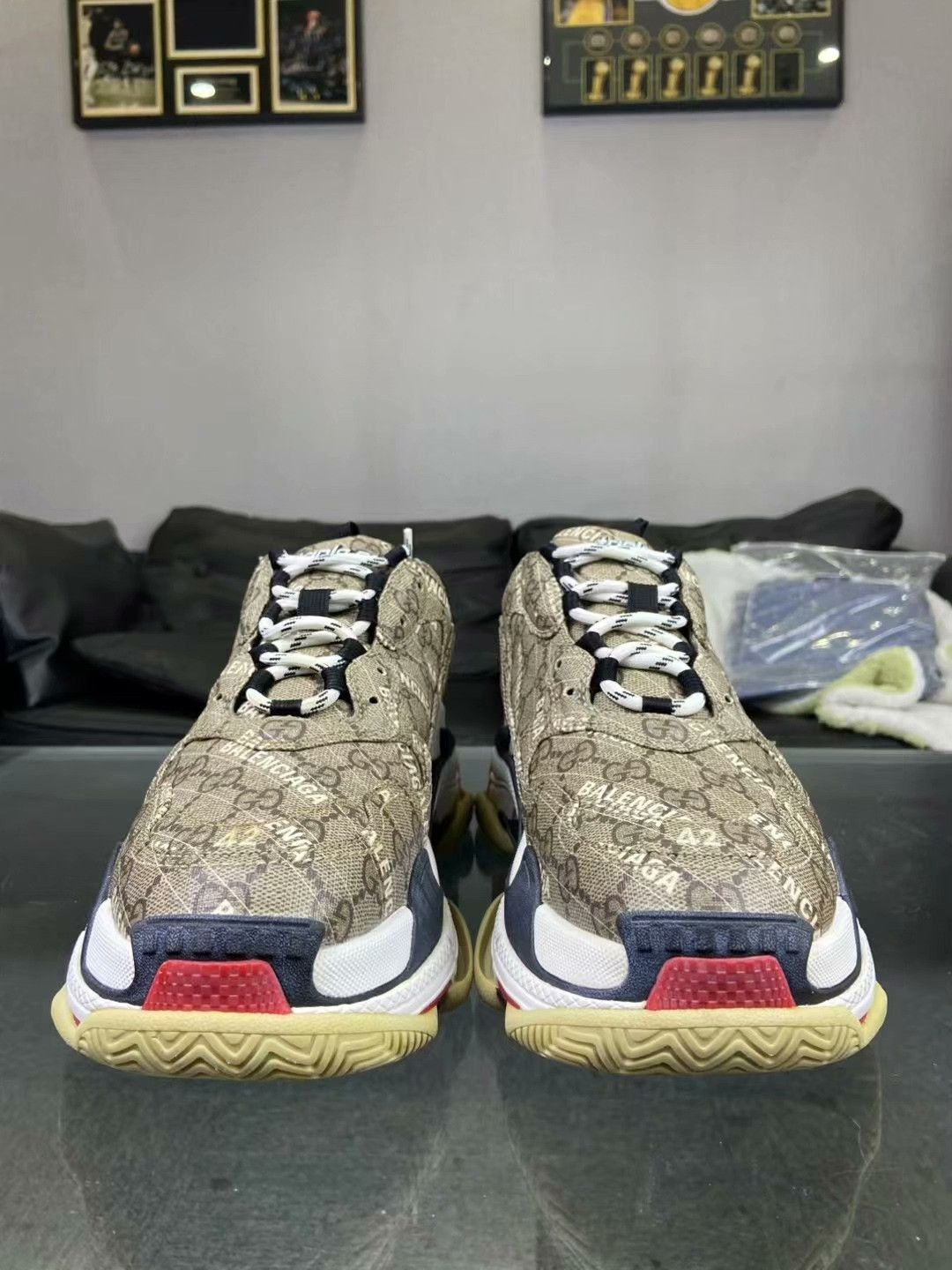 Balenciaga Balenciaga Collab Lowtop Sneakers 9 Men Size US 9 / EU 42 - 2 Thumbnail
