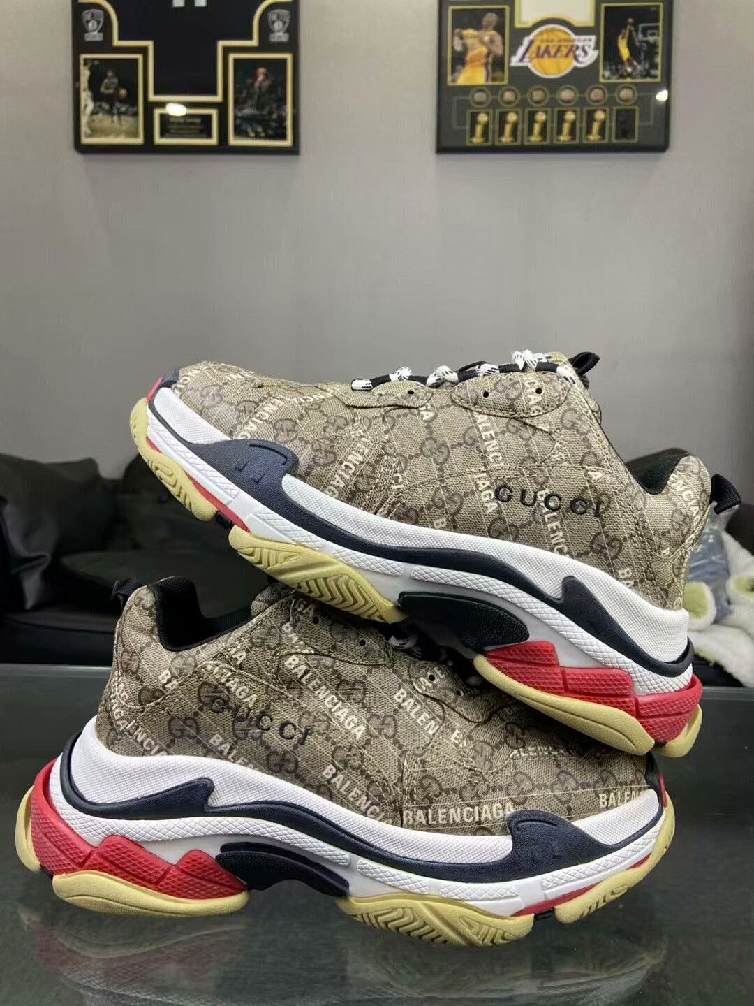 Balenciaga Balenciaga Collab Lowtop Sneakers 9 Men Size US 9 / EU 42 - 7 Thumbnail