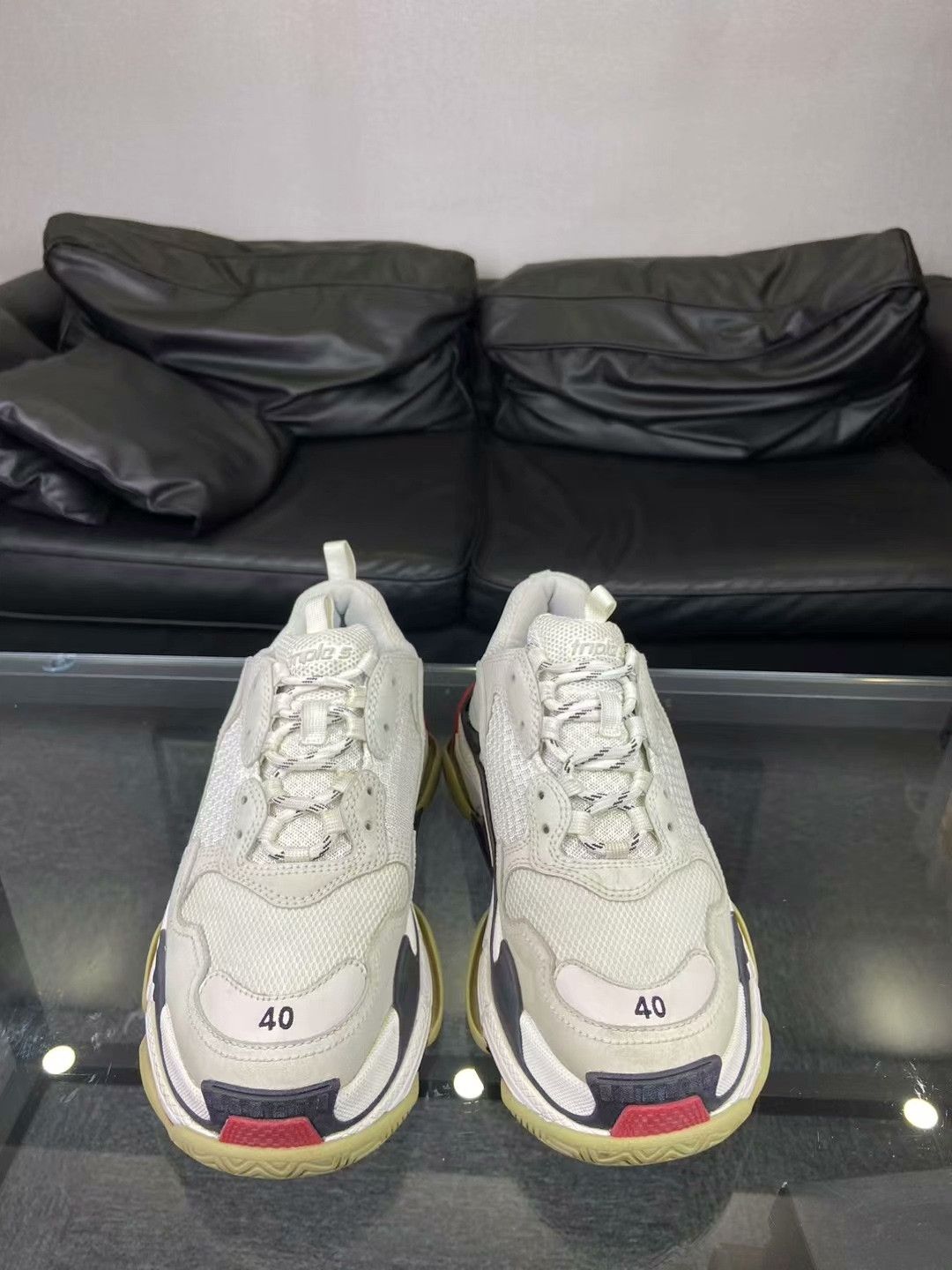 Balenciaga Balenciaga Red Lowtop Sneakers 7.5 Men Size US 7.5 / EU 40-41 - 2 Thumbnail