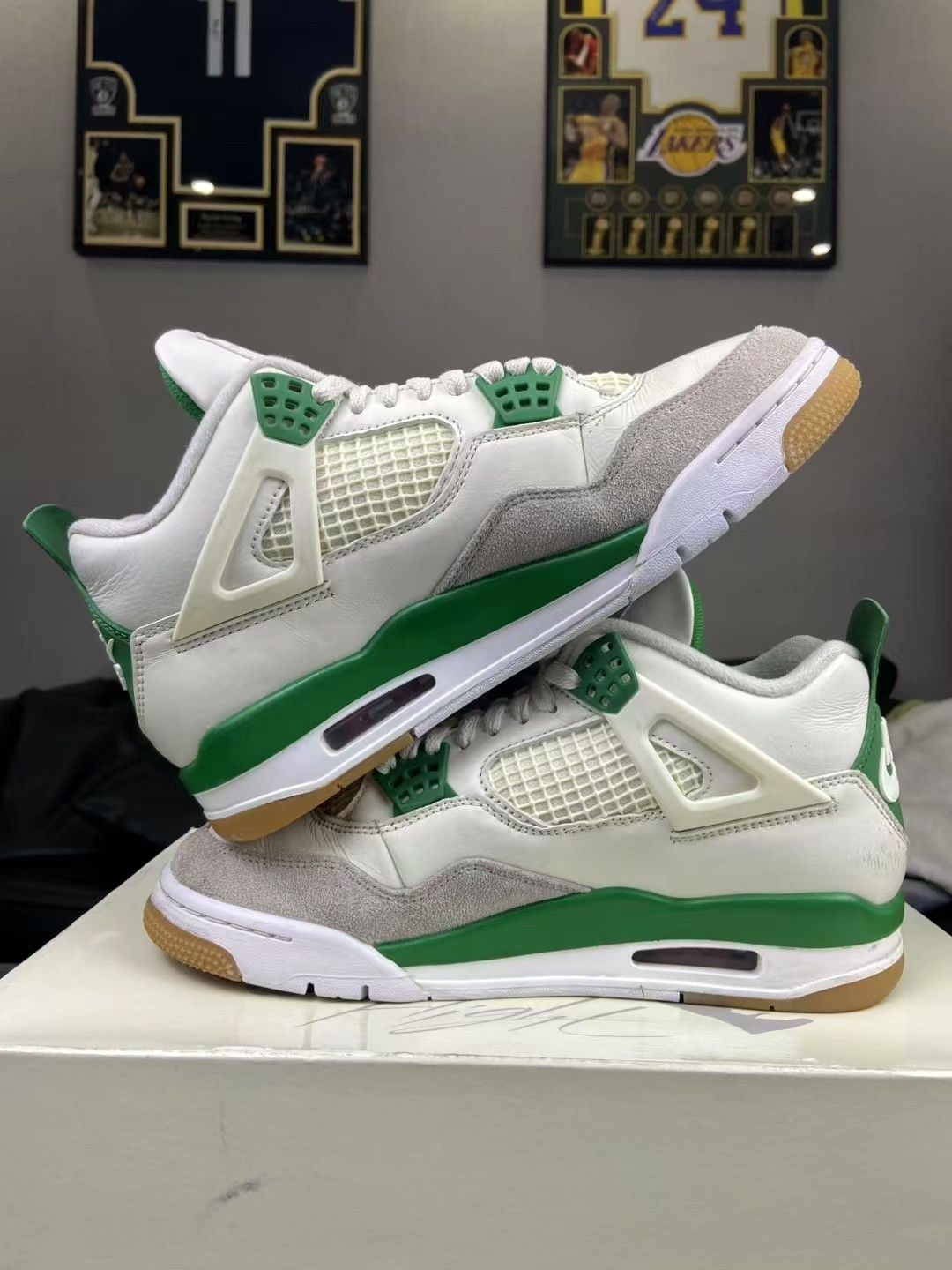 Nike Nike Green Lowtop Sneakers 8 Men Size US 8 / EU 41 - 6 Thumbnail