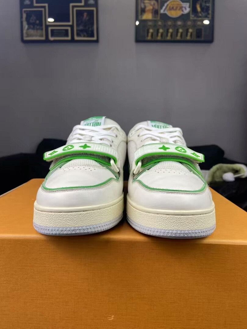 Louis Vuitton Louis Vuitton Training Green Lowtop Sneakers 9 Men Size US 9 / EU 42 - 2 Thumbnail