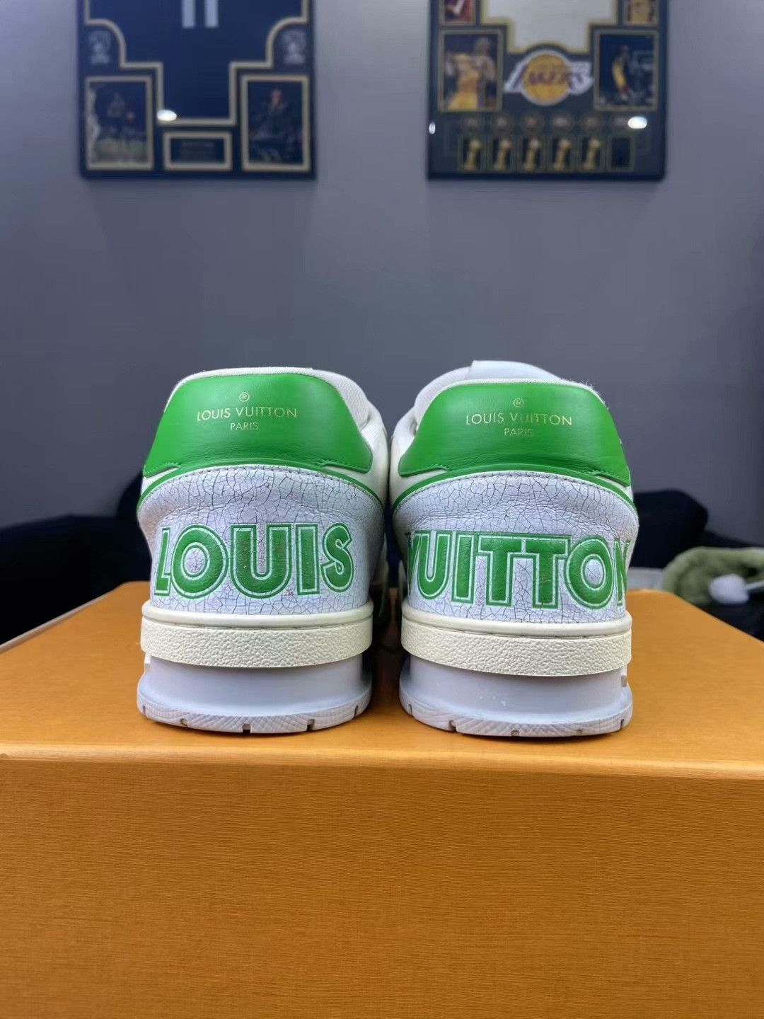 Louis Vuitton Louis Vuitton Training Green Lowtop Sneakers 9 Men Size US 9 / EU 42 - 4 Thumbnail