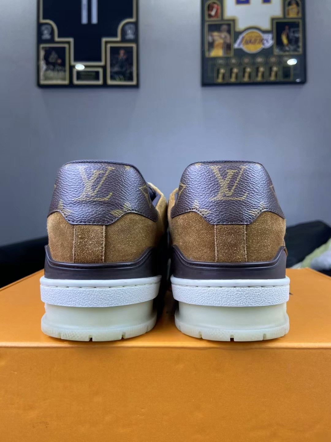Louis Vuitton Louis Vuitton Training Lowtop Sneakers 8 Men Size US 8 / EU 41 - 4 Thumbnail