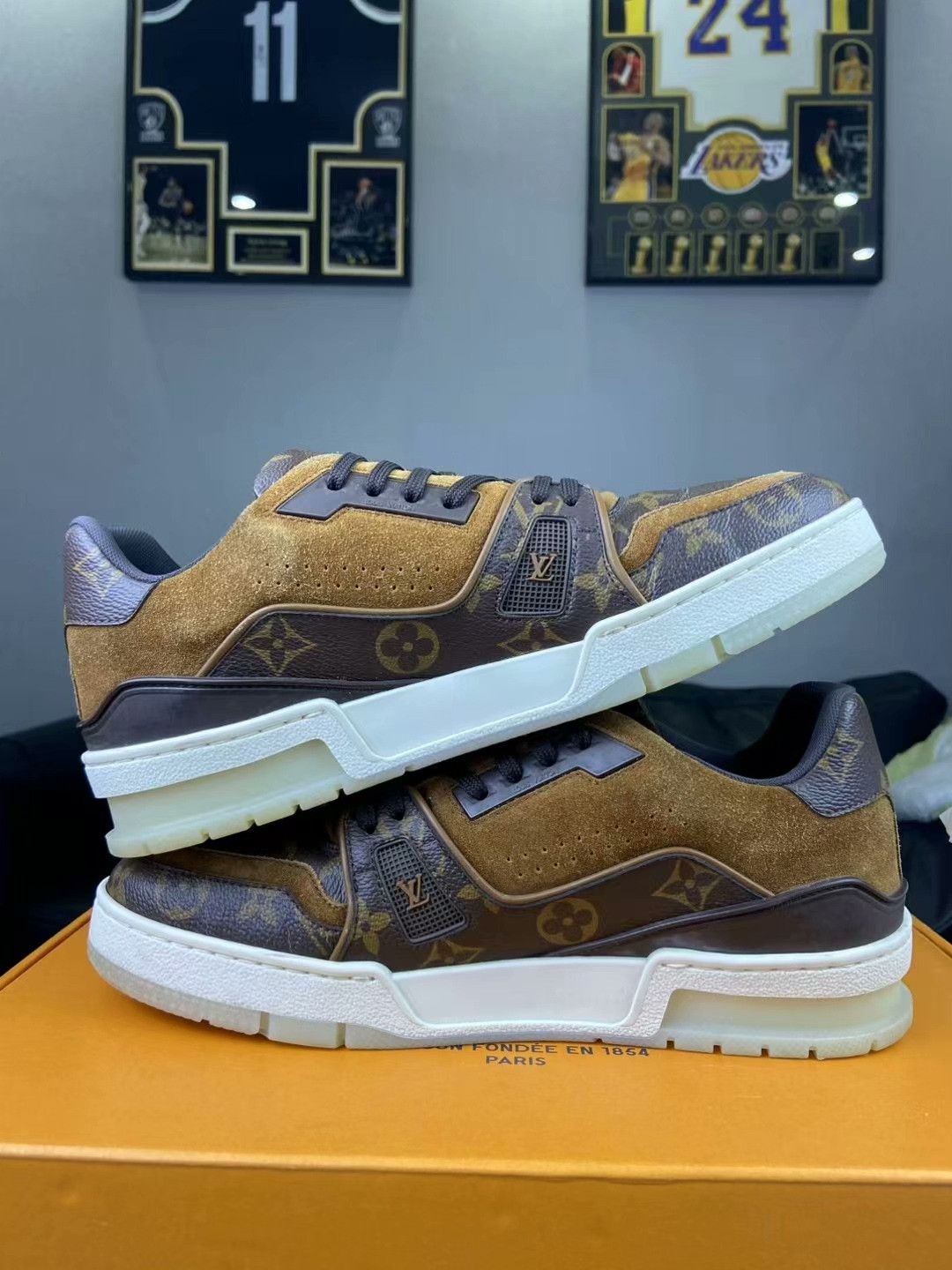 Louis Vuitton Louis Vuitton Training Lowtop Sneakers 8 Men Size US 8 / EU 41 - 6 Thumbnail