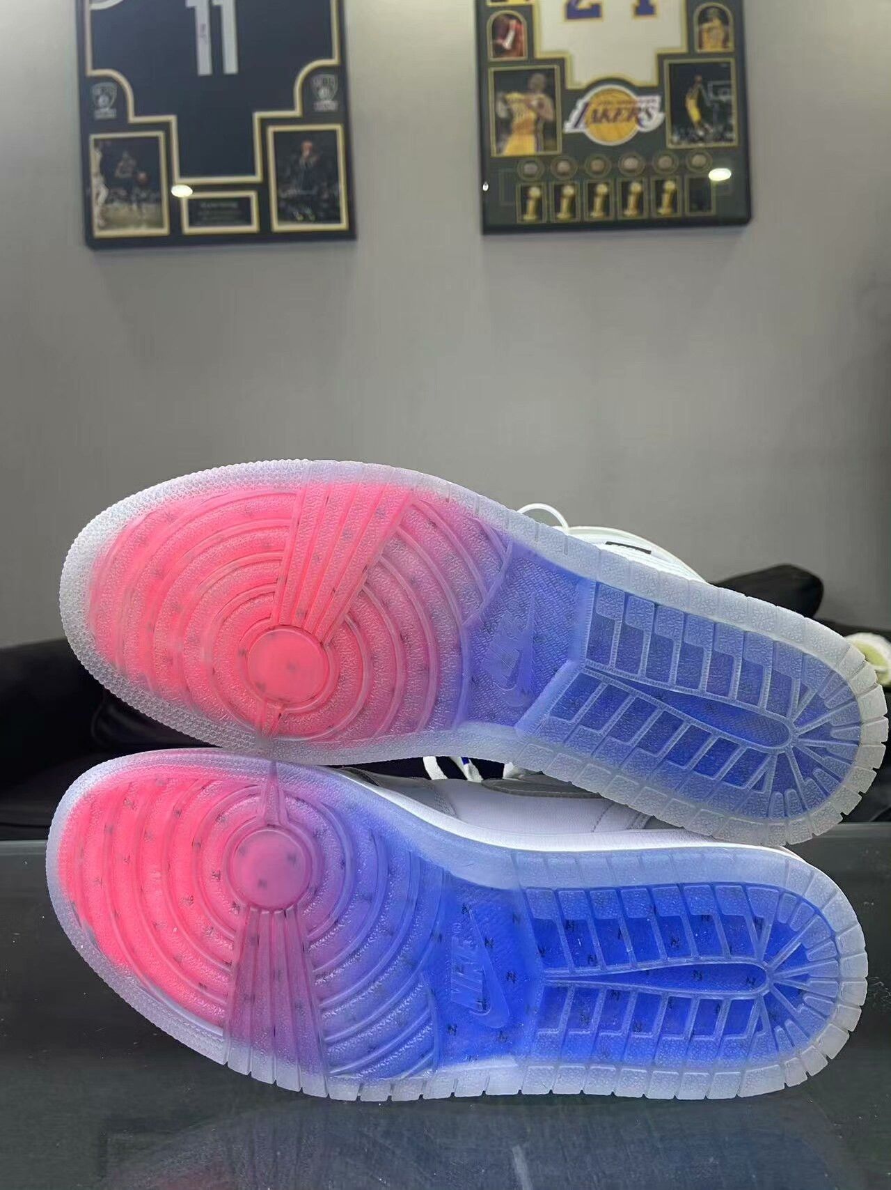 Nike Nike Hitop Sneakers 11 Men Size US 11 / EU 44 - 5 Thumbnail