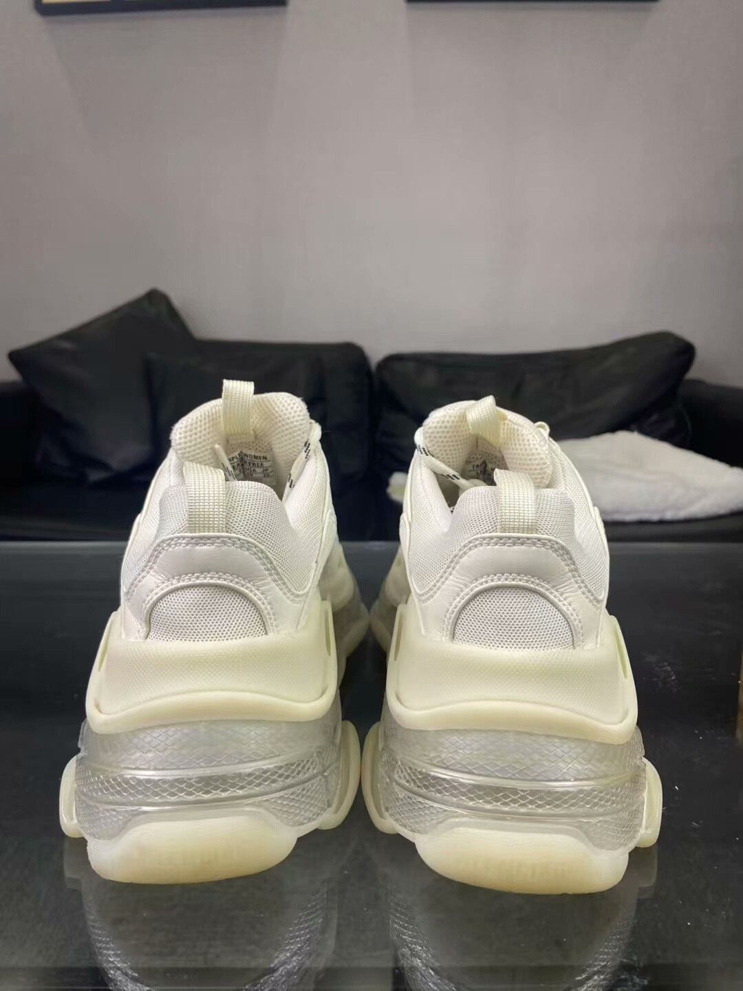 Balenciaga Balenciaga White Lowtop Sneakers us_7-5 Women Size US 7.5 / IT 37.5 - 4 Thumbnail