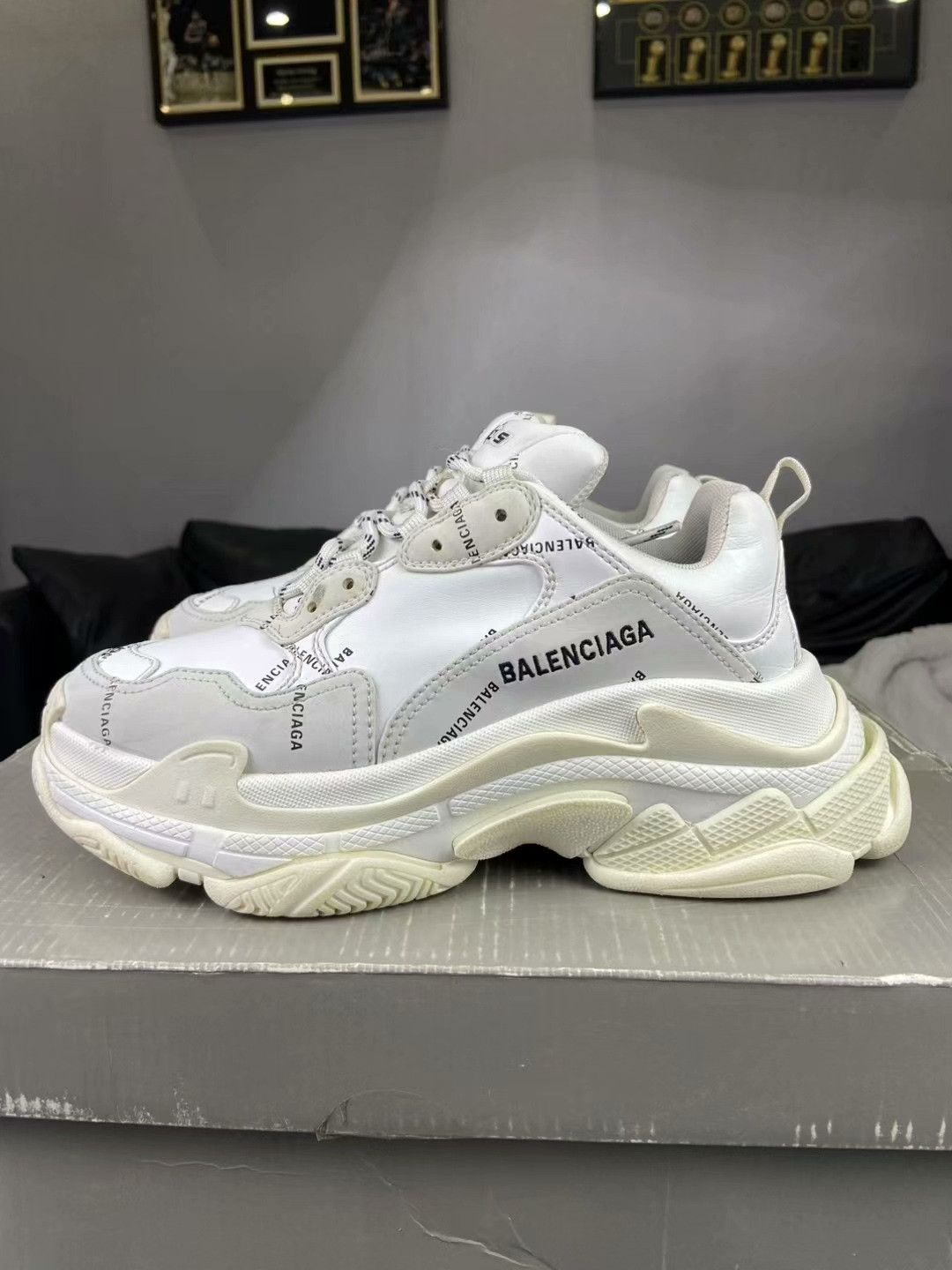 Balenciaga Balenciaga Lowtop Sneakers 6.5 Men Size US 6.5 / EU 39-40 - 2 Thumbnail