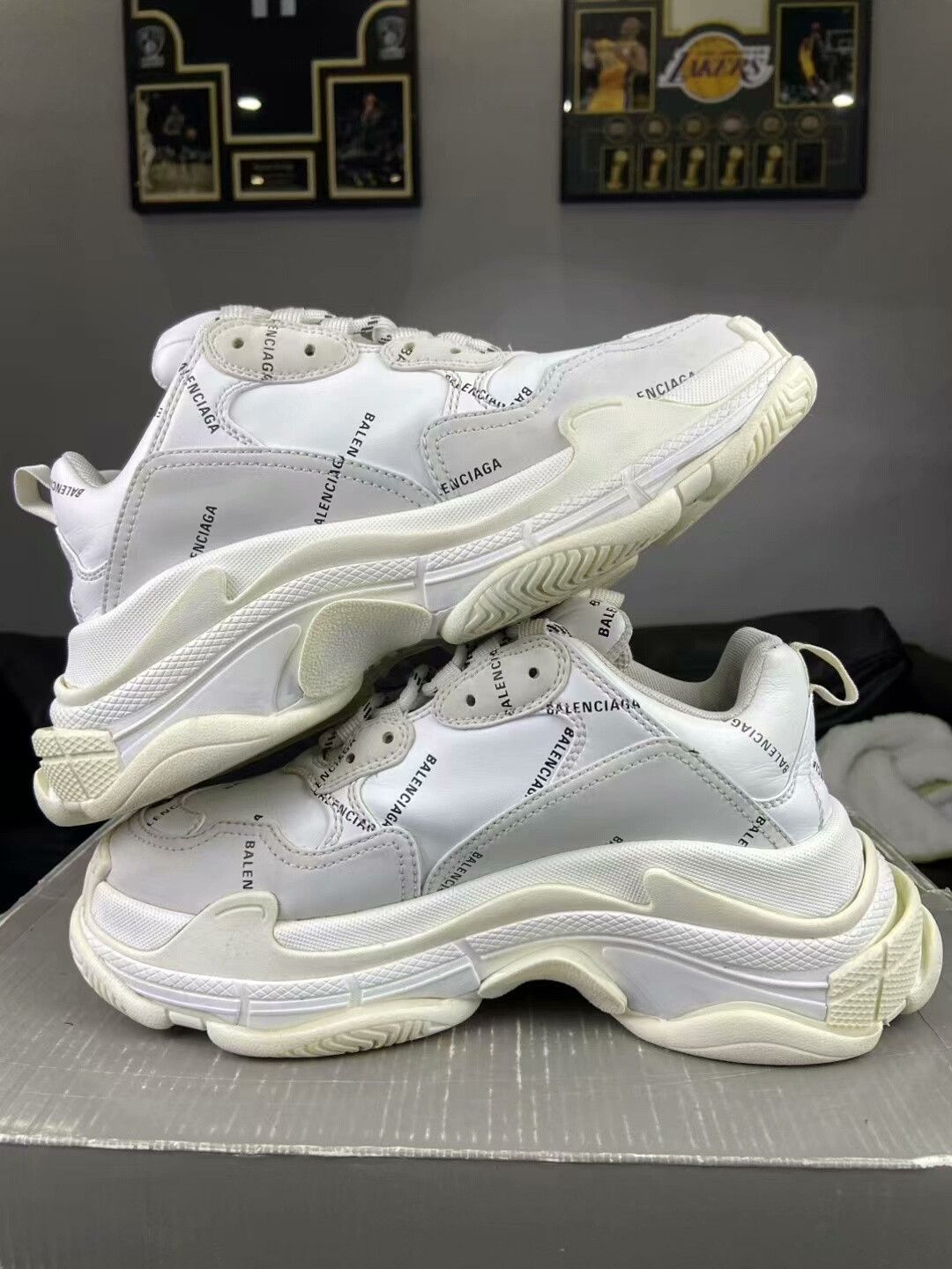 Balenciaga Balenciaga Lowtop Sneakers 6.5 Men Size US 6.5 / EU 39-40 - 6 Thumbnail