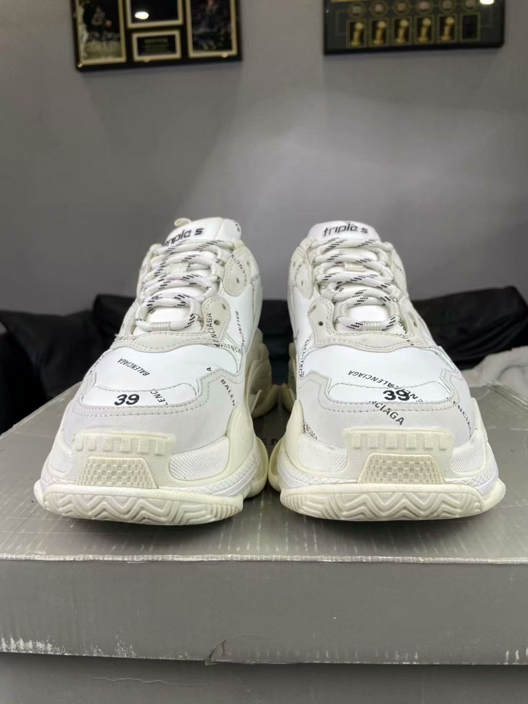 Balenciaga Balenciaga Lowtop Sneakers 6.5 Men Size US 6.5 / EU 39-40 - 3 Thumbnail