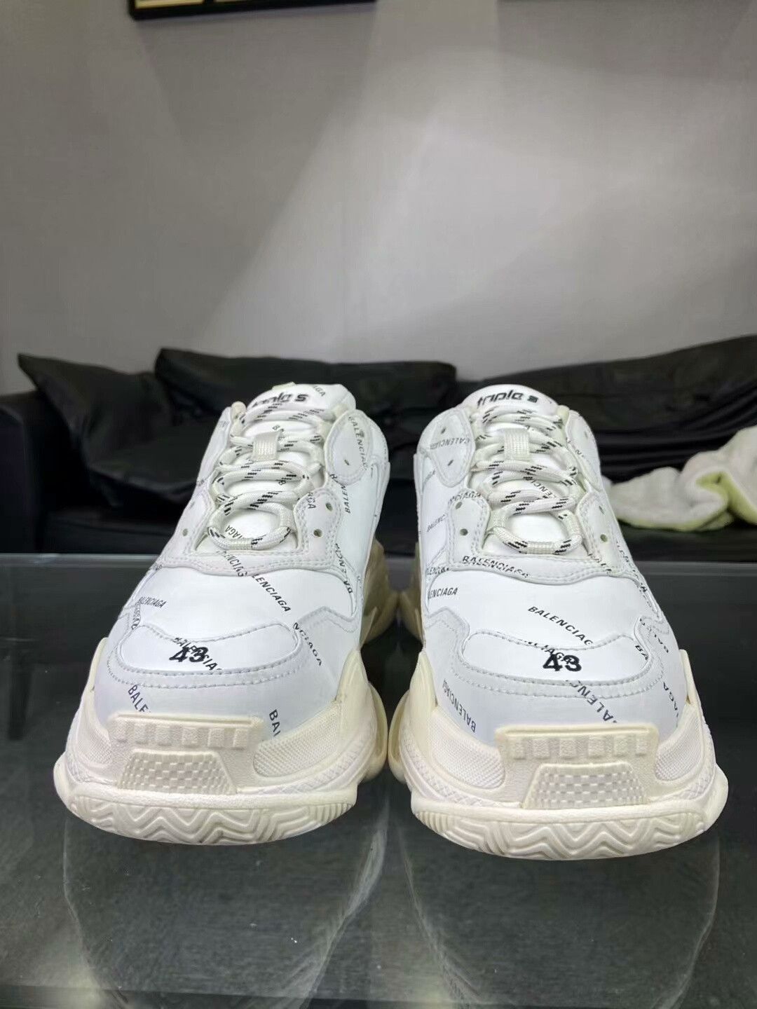 Balenciaga Balenciaga Lowtop Sneakers 10 Men Size US 10 / EU 43 - 3 Thumbnail