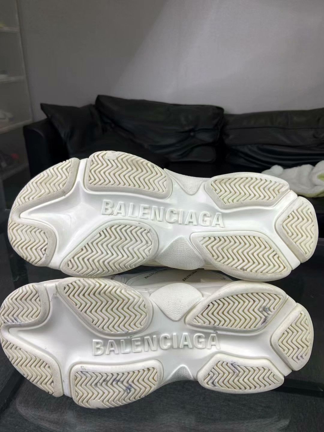 Balenciaga Balenciaga Lowtop Sneakers 10 Men Size US 10 / EU 43 - 5 Thumbnail