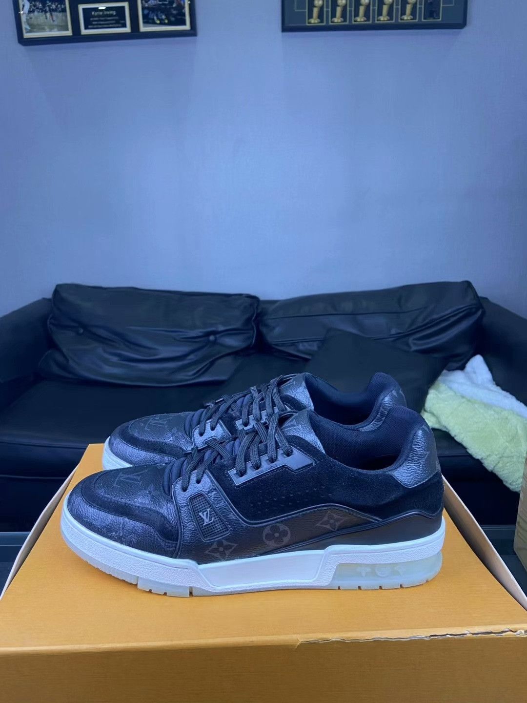Louis Vuitton Louis Vuitton Training Lowtop Sneakers 9 Men Size US 9 / EU 42 - 3 Thumbnail