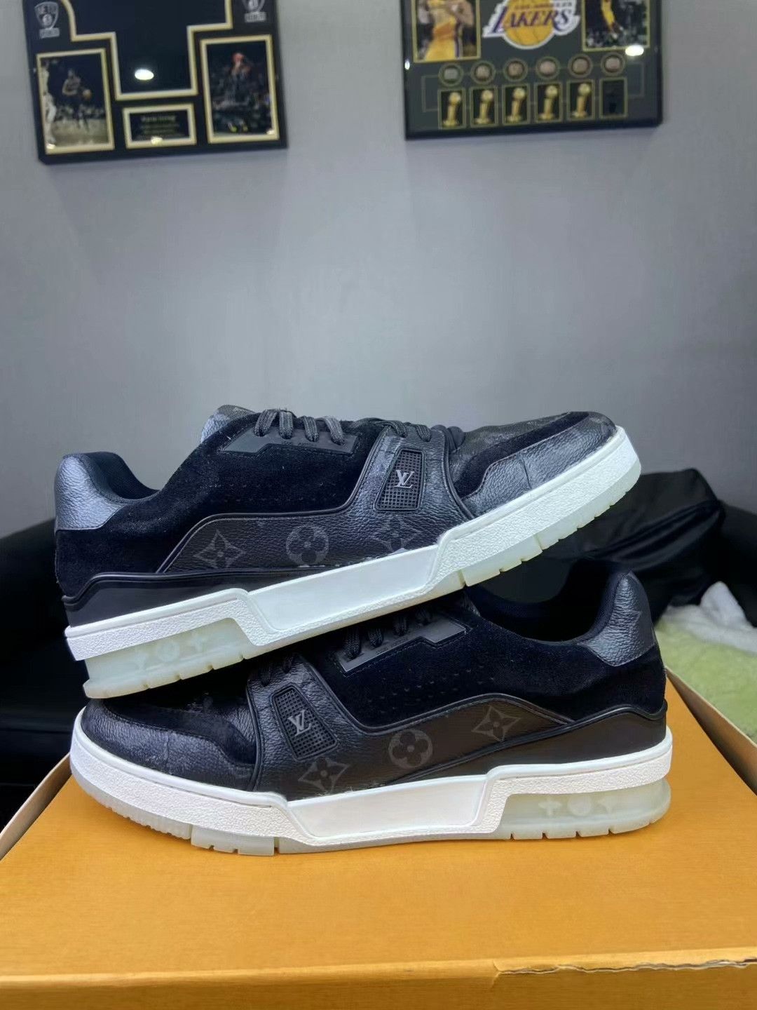 Louis Vuitton Louis Vuitton Training Lowtop Sneakers 9 Men Size US 9 / EU 42 - 7 Thumbnail