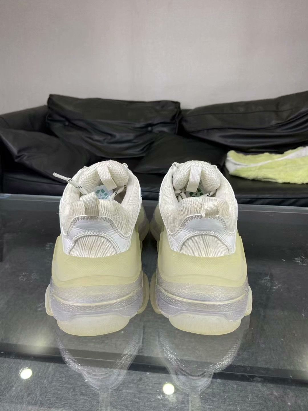 Balenciaga Balenciaga Clear White Lowtop Sneakers 7.5 Men Size US 7.5 / EU 40-41 - 4 Thumbnail