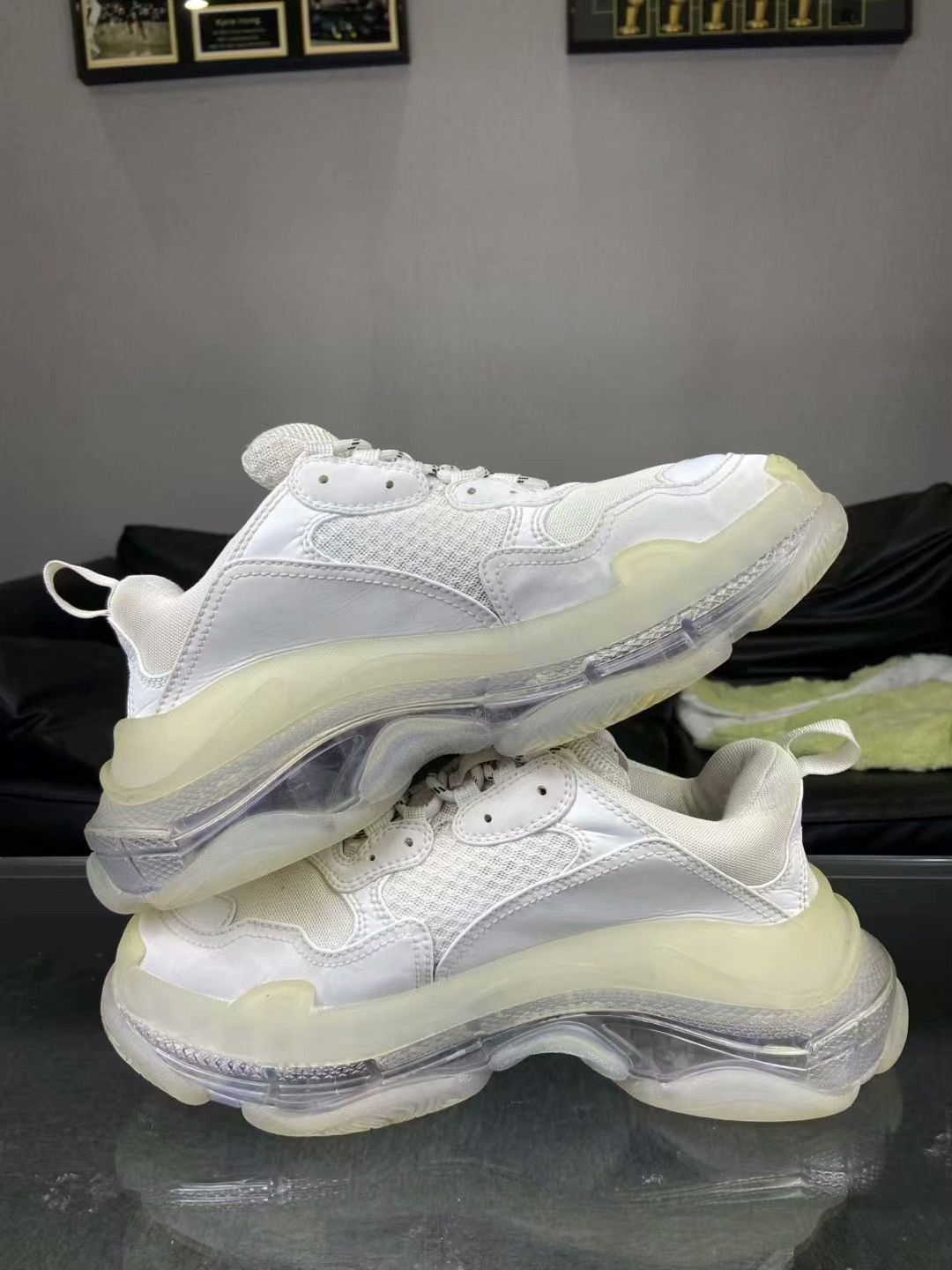 Balenciaga Balenciaga Clear White Lowtop Sneakers 7.5 Men Size US 7.5 / EU 40-41 - 6 Thumbnail