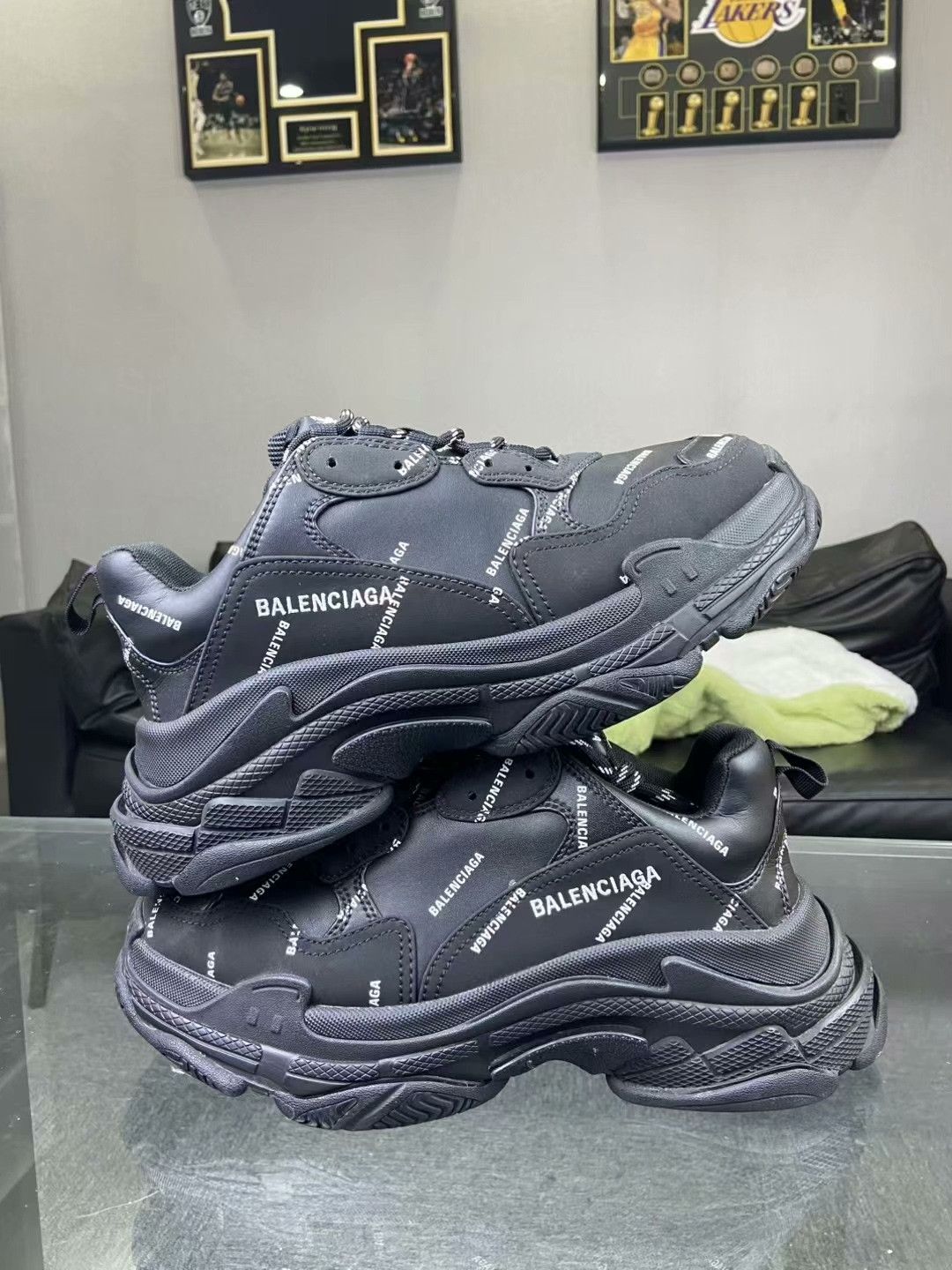 Balenciaga Balenciaga Black Hitop Sneakers 9 Men Size US 9 / EU 42 - 7 Thumbnail