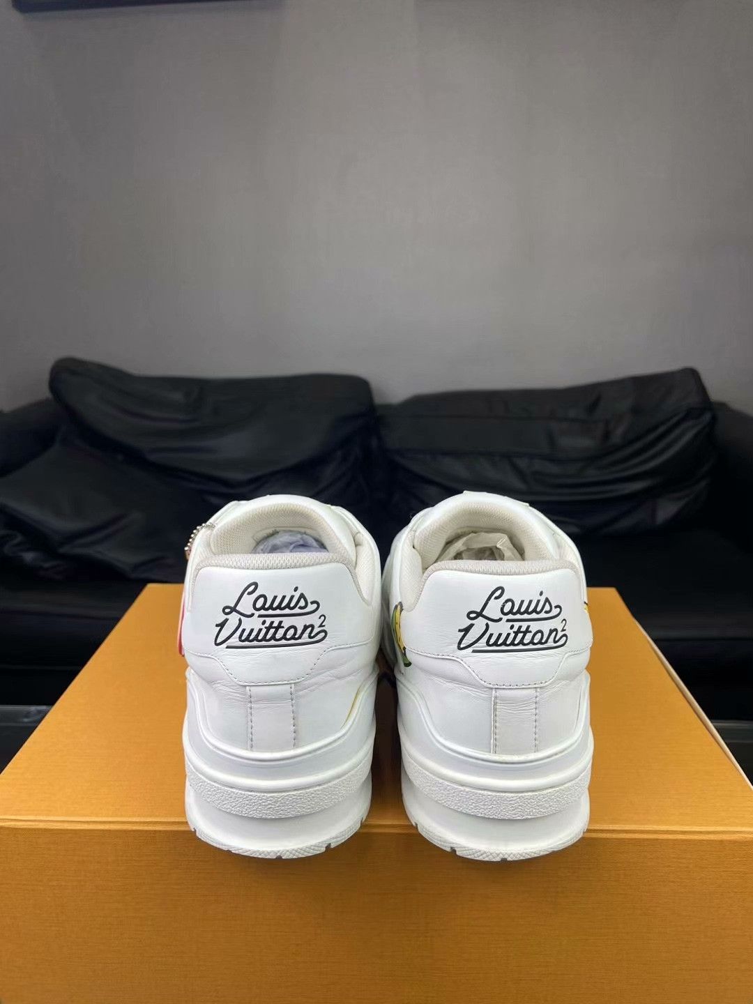 Louis Vuitton Louis Vuitton Collab Lowtop Sneakers 10 Men Size US 10 / EU 43 - 4 Thumbnail