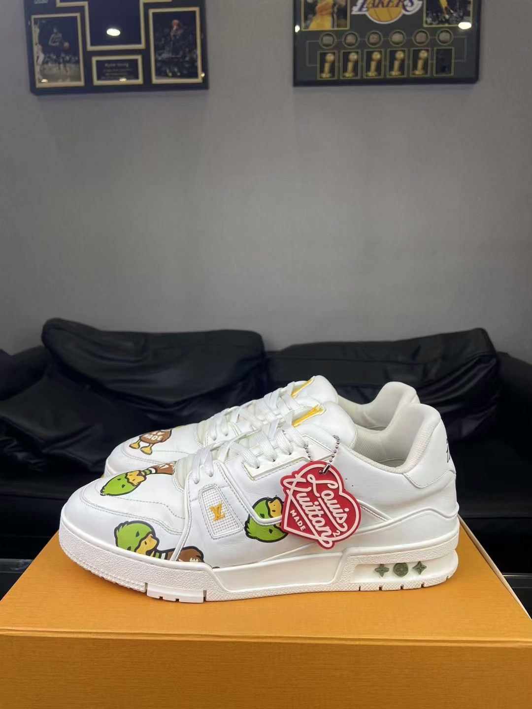 Louis Vuitton Louis Vuitton Collab Lowtop Sneakers 10 Men Size US 10 / EU 43 - 3 Thumbnail