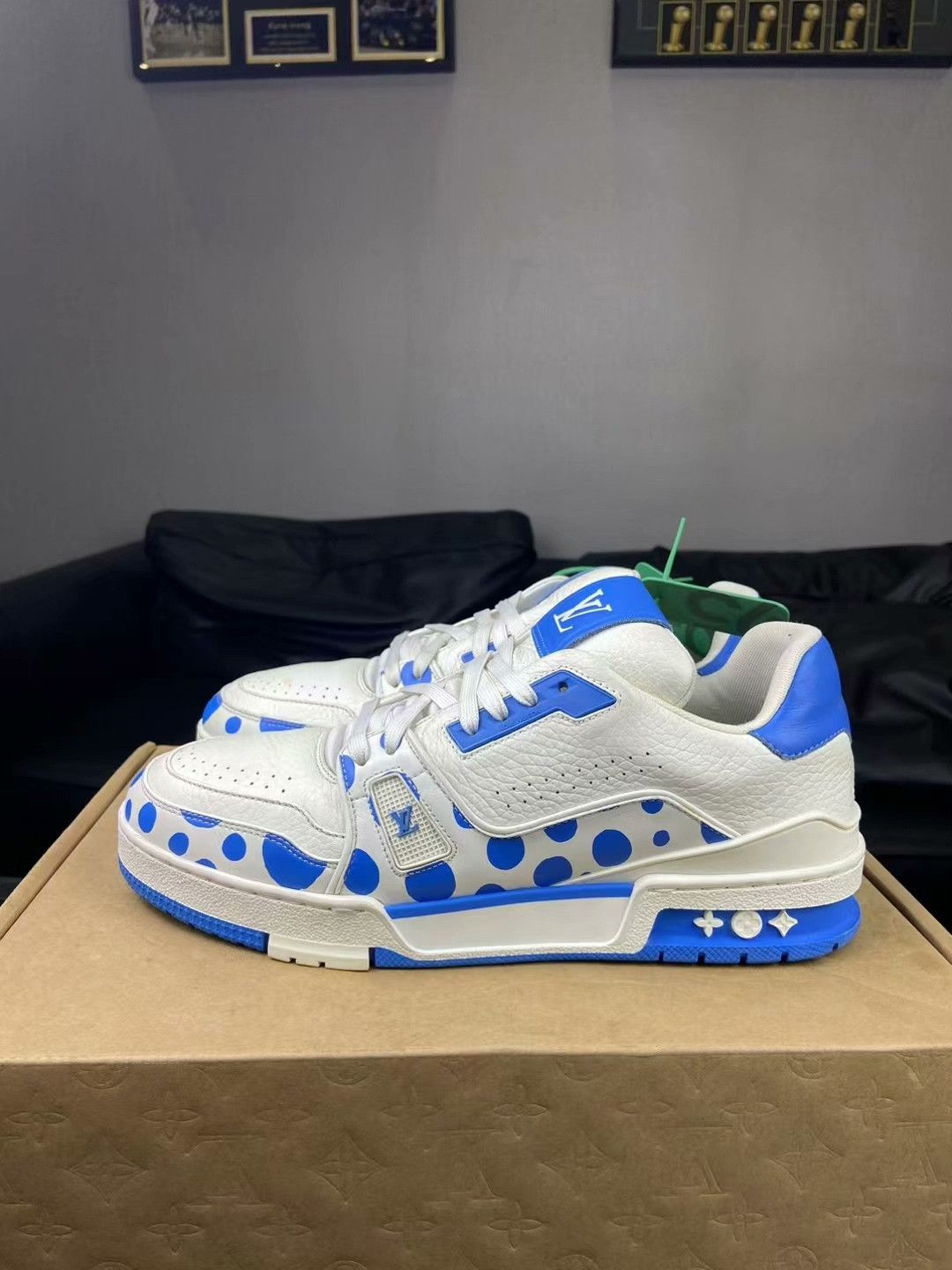 Louis Vuitton Louis Vuitton Training Lowtop Sneakers 9 Men Size US 9 / EU 42 - 3 Thumbnail