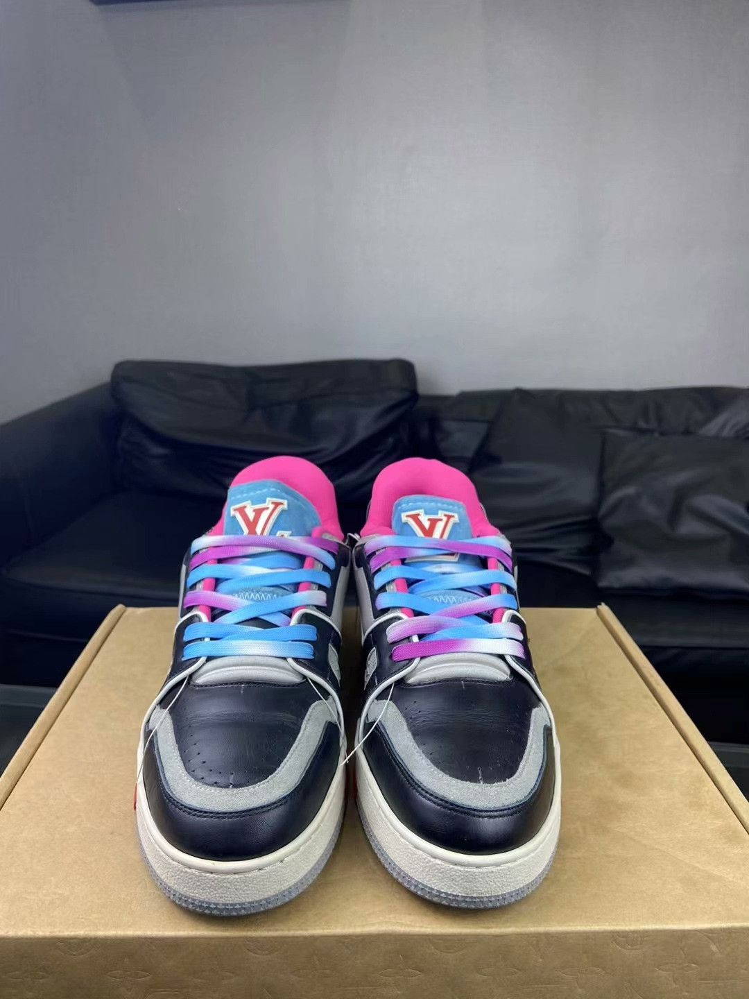 Louis Vuitton Louis Vuitton Training Multi Lowtop Sneakers 8 Men Size US 8 / EU 41 - 2 Thumbnail