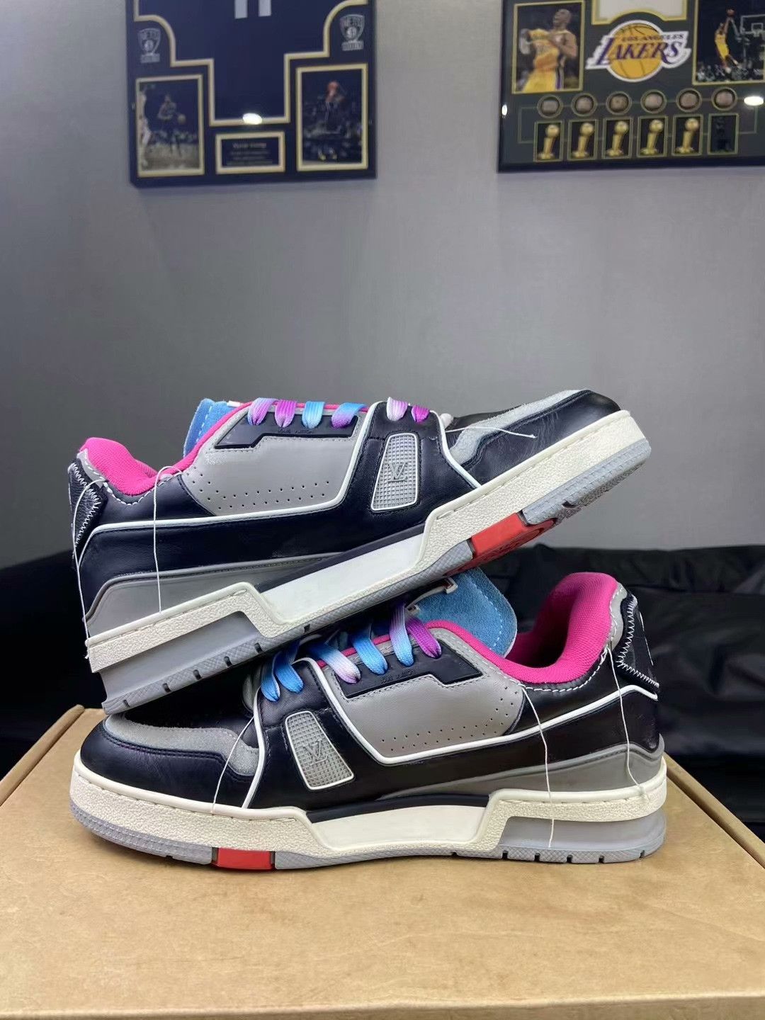 Louis Vuitton Louis Vuitton Training Multi Lowtop Sneakers 8 Men Size US 8 / EU 41 - 6 Thumbnail