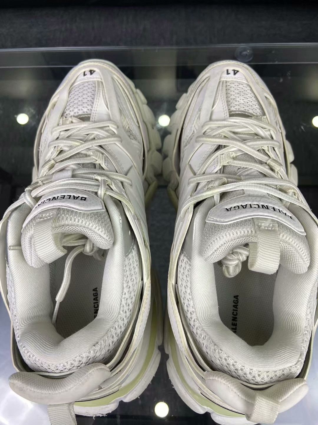 Balenciaga Balenciaga White Lowtop Sneakers us_10 Women Size US 10 / IT 40 - 5 Thumbnail