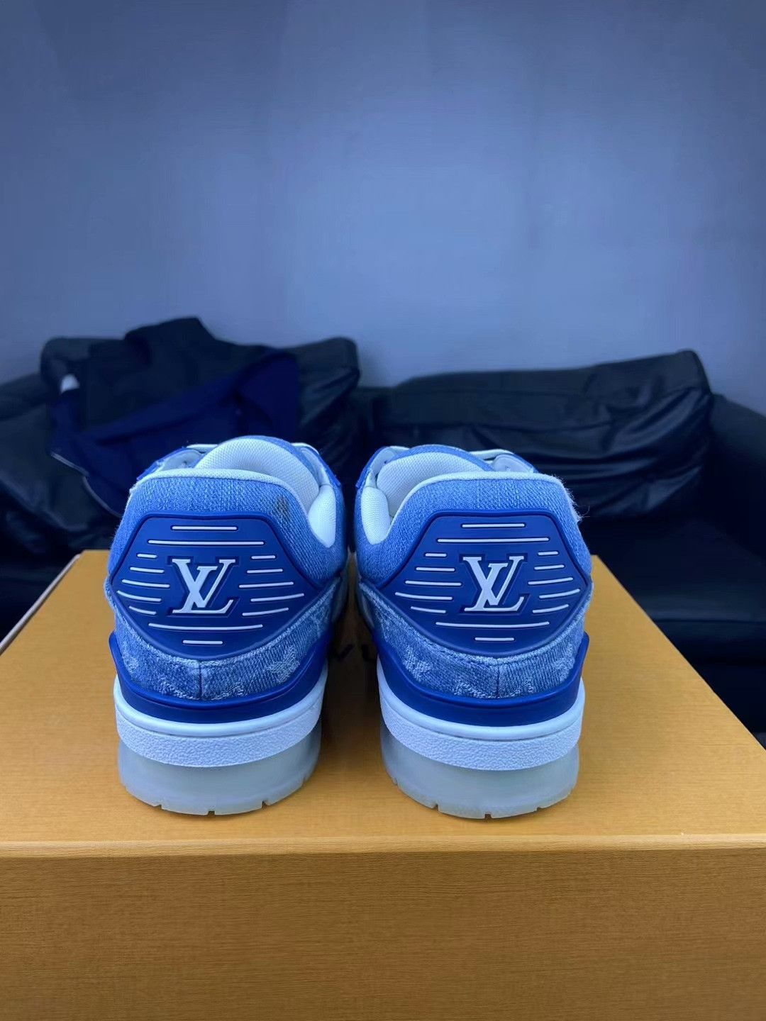 Louis Vuitton Louis Vuitton Training Denim Blue Lowtop Sneakers Women Size US 10 / IT 40 - 5 Thumbnail