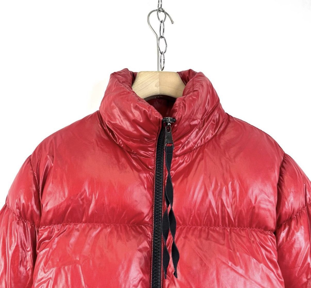 Moncler Red Puffy Winter Jacket Size S Size US S / EU 44-46 / 1 - 3 Thumbnail