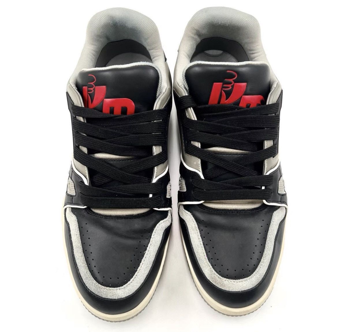 Louis Vuitton Black Low-Top Sneakers Size 8 Size US 8 / EU 41 - 2 Thumbnail
