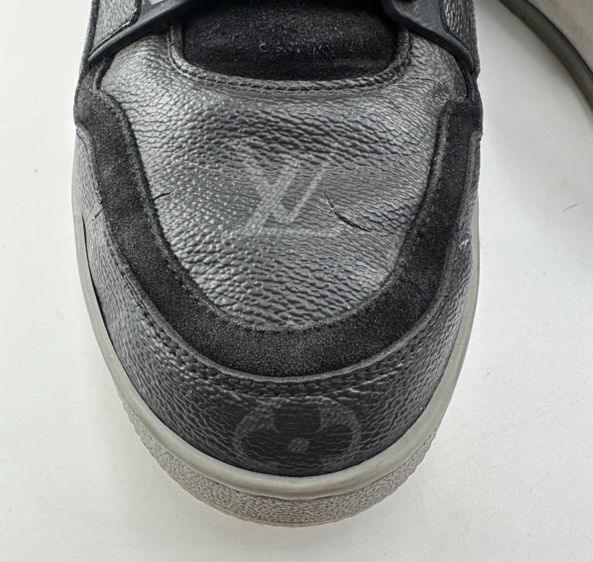 Louis Vuitton Black Hitop Sneakers Size 8.5 Size US 8.5 / EU 41-42 - 7 Thumbnail