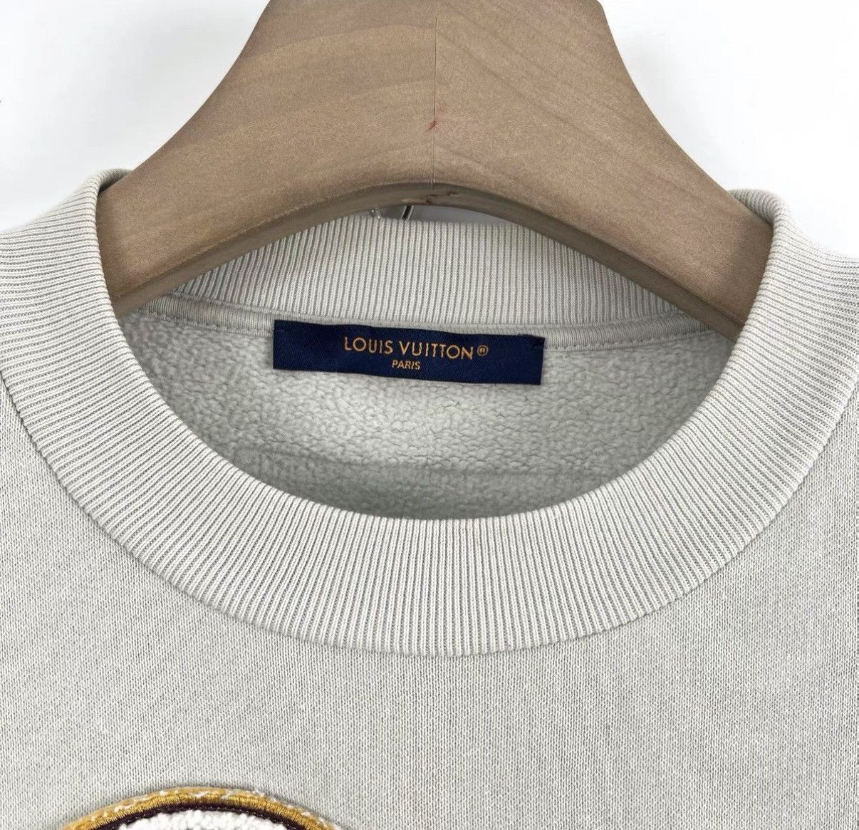 Louis Vuitton Gray Embroidered Long Sleeve Sweatshirt XS Size US XS / EU 42 / 0 - 4 Thumbnail
