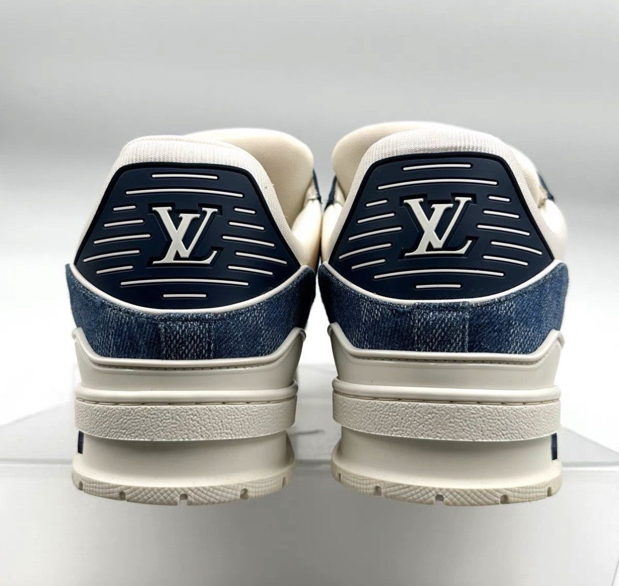 Louis Vuitton Blue Low-Top Sneakers Size 9.5 Size US 9.5 / EU 42-43 - 4 Thumbnail
